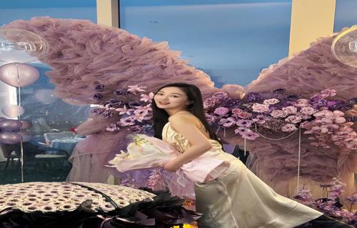 这不仅有助于提升整个社会的素质和能力水平还能够促进经济的发展和社会的进步